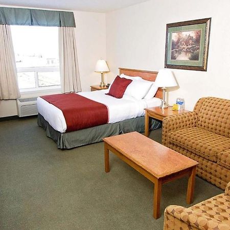 Service Plus Inns & Suites Drayton Valley Szoba fotó