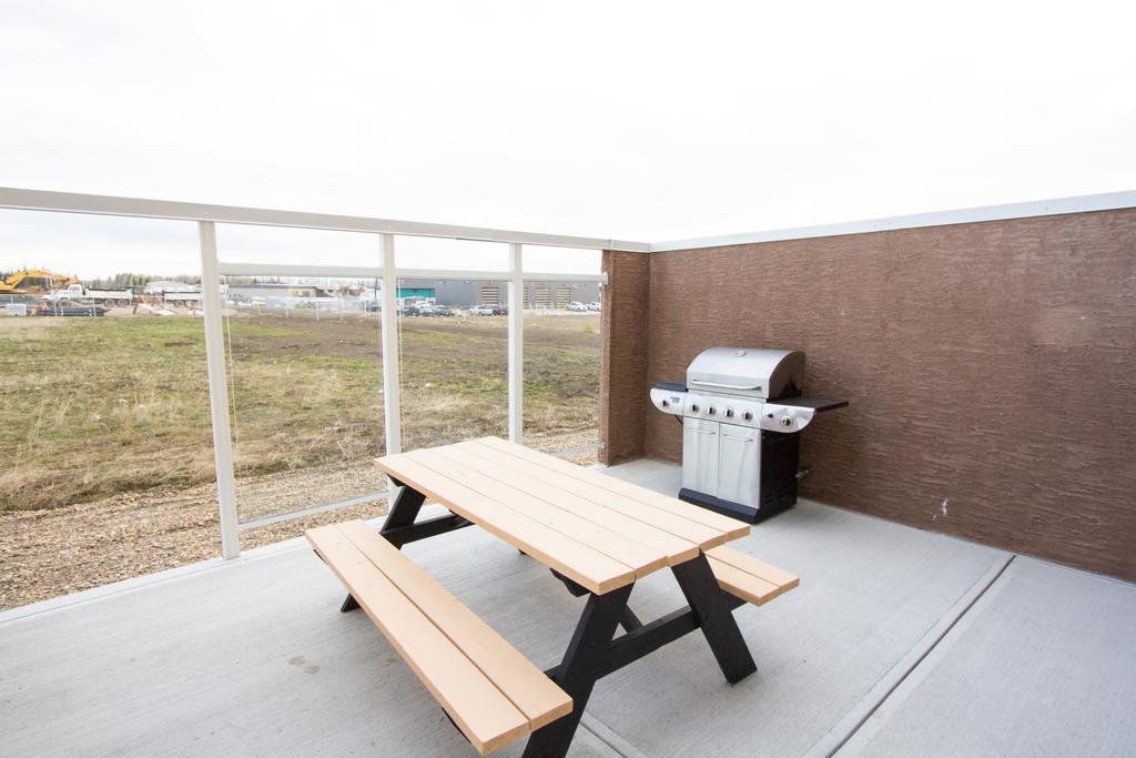 Service Plus Inns & Suites Drayton Valley Kültér fotó