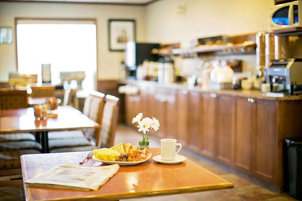 Service Plus Inns & Suites Drayton Valley Kültér fotó