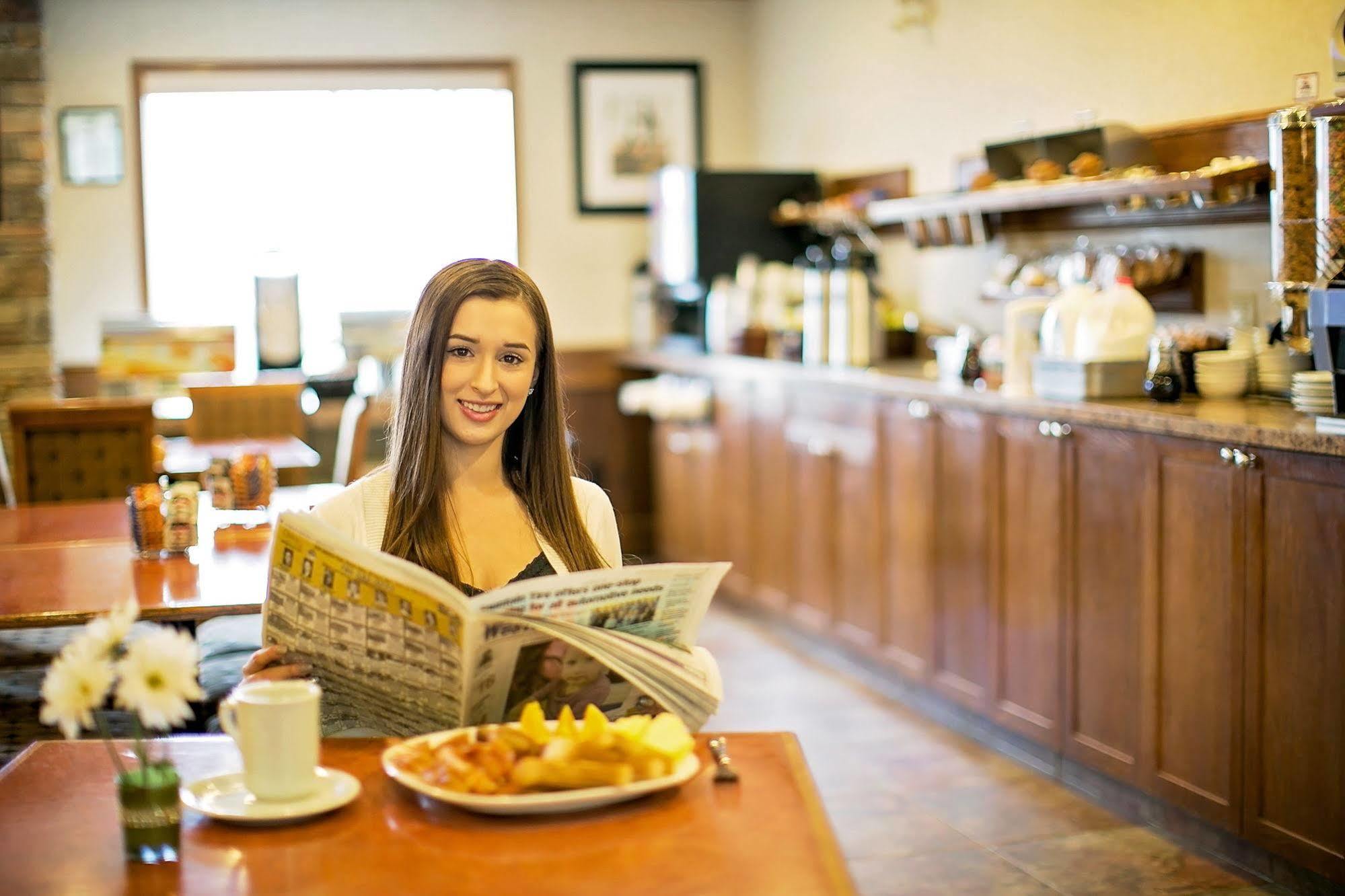 Service Plus Inns & Suites Drayton Valley Kültér fotó